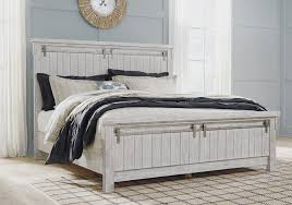 At manning furniture's extended showroom, you'll find the newest trends and styles from the highest quality manufacturers in the industry. Brashland White Queen Panel Bed Lexington Overstock Warehouse