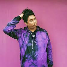 The following pronunciation respelling key is used in some wikipedia articles to respell the pronunciations of english words.it does not use special symbols or diacritics apart from the schwa (ə), which is used for the first sound in the word about. Singaporean Youtube Star Dee Kosh Under Investigation After Being Accused Of Sexually Harassing Boys South China Morning Post
