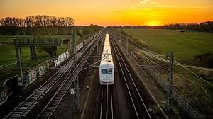 Die ausübung von sport soll nur in form von kontaktloser ausübung von. Bahn Baut Ice Verbindung Berlin Hamburg Aus Rbb24