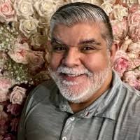 600+ "Roland Jr" profiles