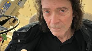 Genesis guitarist Steve Hackett hospitalized in Phoenix. Latest update