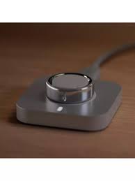 Oura Ring charging dock with USB-C connection