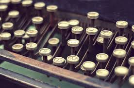 Mașină De Scris Veche La Muzeul Brăilei Carol I In 2020 Typewriter Electronic Products