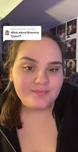 Replying to @Hannah i wish i was joking :) #sarahjmaas #acosf  #acourtofsilverflames #acotar #sjm #sjmbooks #acourtofthornsandroses  #bookishstruggles