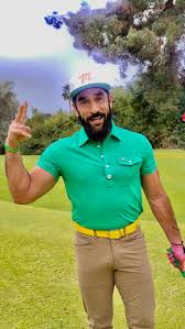 Happy Thanksgiving 🦅💪🏽🦃, •, @viaverdecc , @criquetshirts , @no1grip_usa  , •, #golf #golftips #thanksgiving #WWF #WWE #manolo