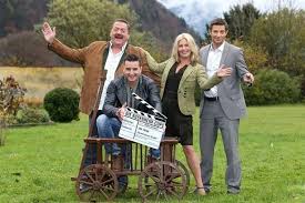 We have added the song to our site without lyrics so that you can listen to it and tell others what you think of it. Andreas Gabalier Spielt Bei Den Rosenheim Cops