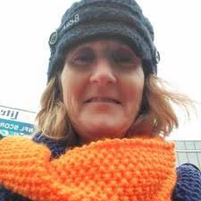 Robin Sterrett's Instagram, Twitter & Facebook