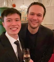 What a blast…🇩🇪 I've had enough of looking like a dwarf in Europe… but  I'll never get enough of performing, teaching, meeting new and old faces,  trying out interesting food and more