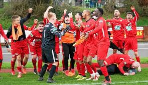 Il s'agit de la coupe de france de football. Football Coupe De France Locmine Guichen Designe Match De Reve Football Le Telegramme