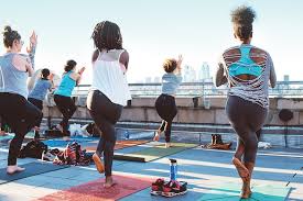 four rooftop yoga cles to take