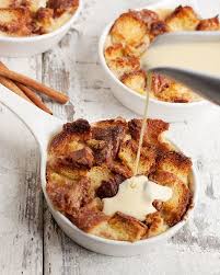 Cinnamon Crunch Bread Pudding With Creme Anglaise A Delicious Bread Pudding Topped With A Creamy Creme Anglaise Sauce Cinnamon Crunch Food Yummy Food