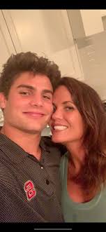 Sam Decker (@SamDecker1)