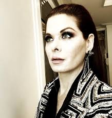 This is the BEFORE!🤣😳 it takes a village....! All for Naeem Khan 's  fashion show!💃🍾