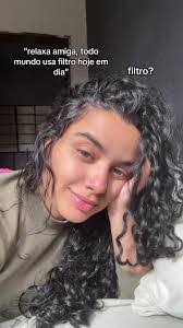 Flor Valles's Instagram, Twitter & Facebook