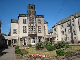 Leeds has an excellent transport. University Of Leeds Accommodation Wikipedia