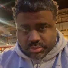 Eating by yourself is not always a bad thing