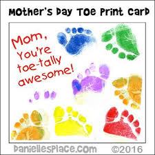 Mom Birthday Crafts For Kids Mom I Toe Tally Love You Toe Print Mother S Day Card Craft For Toddlers And Preschoolers From Www Daniellesplace Com Mothers Day Crafts For Kids Birthday Crafts Mothers Day Crafts