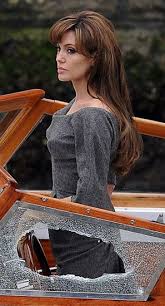 Stars @ the tourist premiere: Angelina Jolie Look Of The Day Angelina Jolie Hair The Tourist Angelina Jolie Angelina Jolie