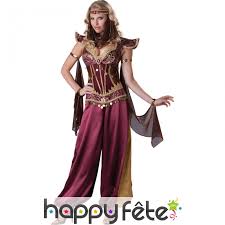 Pour que votre costume déclenche respect et convoitise dès votre arrivée, miser sur l'achat d'un produit costume oriental homme pas cher paraît incontournable. Costume De Femme Orientale Haut De Gamme