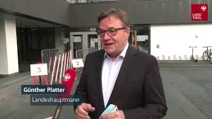 Ayant formé une « grande coalition » avec le spö, günther platter est investi le 1er juilletlandeshauptmann de tyrol. Lh Platter Beim Test Youtube