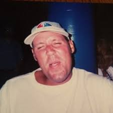 Chris Rizzo (@rizc32)