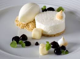 Lemon Mousse With Blueberry And Meringue Http Www Theritzlondon Com Dinner Restaurant Html Fine Dining Desserts Fine Dining Recipes Food