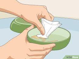 Hold it under the stream of water from the shower head and rub it around in your hands. Easy Ways To Store A Shampoo Bar 9 Steps With Pictures
