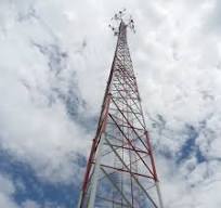 Durable Tubular Galvanized Telecom Antenna Tower with 4 Legs