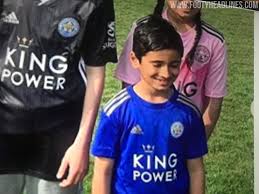 Leicester city 19 20 home 2 away kits revealed footy headlines from 2.bp.blogspot.com leicester city 2019/2020 kits for dream league soccer 2019, and the package includes complete with home kits, away and third. Leicester City Away Kit 1920