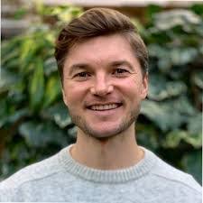 Tom Cullum's Instagram, Twitter & Facebook