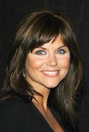 Tiffani Thiessen Horoscope Hair Styles Long Hair With Bangs Short Hair Styles