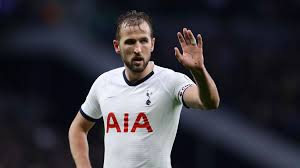 Bobby moore fund‏varmennettu tili @bobbymoorefund 25. Manchester Siti Hochet Vzyat Harri Kejna Letom On Glavnaya Transfernaya Cel Kluba