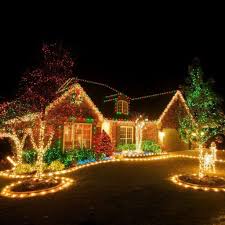 33 Beautiful Outdoor Christmas Lights Decoration Ideas In 2020 Exterior Christmas Lights Decorating With Christmas Lights Diy Christmas Lights
