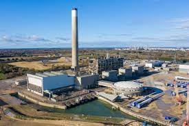 Controlled explosion at Fawley Power Station felt from miles away | ITV  News Meridian