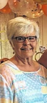 Amy Rumer's Instagram, Twitter & Facebook