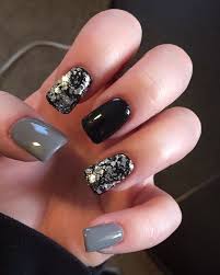 Black And Grey Nails Black And Gray Nails With Glitter Grey Gel Nails Gray Nails Nye Nails