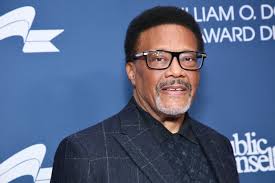 Judge Mathis' Wife Files For Divorce After 39 Years Of Marriage; Wants  Spousal Support For Her, Not Him