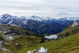 Switzerland, seealpsee walking tour (4k/60fps). Seealpsee In Der Berglandschaft Der Allgauer Alpen Oberhalb Von Oberstdorf Deutschland Lizenzfreie Fotos Bilder Und Stock Fotografie Image 98072730