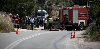 Θανατηφόρο τροχαίο με θύμα έναν δεκαεξάχρονο σημειώθηκε το πρωί, μετά τα διόδια της μουσθενης προς την καβάλα, όταν το αυτοκίνητο στο οποίο επέβαινε εξετράπη της πορείας του. Kabala 8anathforo Troxaio Sthn Eparxiakh Odo Keramwths Xrysoypolhs E8nos