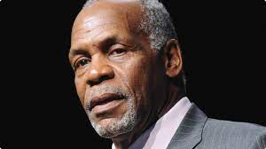 List Of Top Ten Most Famous Black Actors In The World Toplistenz Danny Glover Famous Black Actors Hollywood Actor