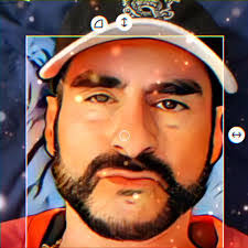 Robert Vanegas's Instagram, Twitter & Facebook