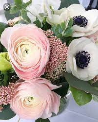 Pin By Corrina Corrina On A 2u Flower Arrangements Beautiful Flowers Flowers