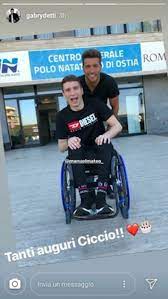Accompagnato da medici e fisioterapisti, manuel bortuzzo ha varcato l'ingresso di un centro di riabilitazione della capitale. Manuel Bortuzzo Compie 20 Anni Il Suo Regalo E Roy E Continua La Sua Lotta Attualita
