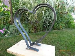 Das herz ist wie ein metallring gearbeitet und besticht durch seine abgewandelte form. Herz Aus Metall Deko Geschenk Fur Geburtstag Hochzeit Weihnachten In Bayern Pfaffenhofen A D Roth Geschenke Hochzeit Geschenk Hochzeit