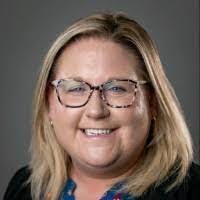 Lisa Sippel's Instagram, Twitter & Facebook