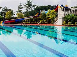 Kolam renang di bandung ini menampilkan view yang sangat indah dengan dikelilingi perbukitan hijau dan air terjun mini yang ada di samping kolam renang. Daftar Kolam Renang Di Bandung Yang Cocok Untuk Liburan Kamu