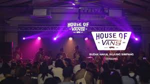 Download lagu budak nakal hujung simpang mp3 dapat kamu download secara gratis di metrolagu. Budak Nakal Hujung Simpang Terbang Live At House Of Vans Kuala Lumpur Youtube