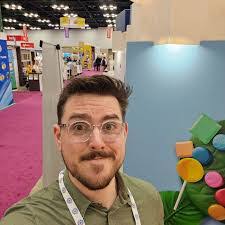 Evie Schultz's Instagram, Twitter & Facebook