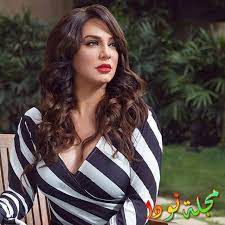 اللي ما حبوا العمل بعتذر منهم واللي حبوا بقول شكراً، بهذه الكلمات ردت سلاف فواخرجي حصرياً من خلال et بالعربي، على علامات الإستفهام على مسلسل الكندوش الذي عرض في موسم رمضان الماضي ولعبت فيه دور ياسمين، خاصةً بعد. Ø³Ù„Ø§Ù ÙÙˆØ§Ø®Ø±Ø¬ÙŠ Ù…Ø¹Ù„ÙˆÙ…Ø§Øª ÙˆØªÙ‚Ø±ÙŠØ± ÙƒØ§Ù…Ù„ ÙˆØµÙˆØ± Ù…Ø´Ø§Ù‡ÙŠØ± Ø¹Ø±Ø¨ Ù†ÙˆØ¯Ø§