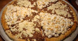 chocolate pizza from max brenner i think this would be amazing with nutella as the chocolate layer desserts chocolate pizza dessert pizza